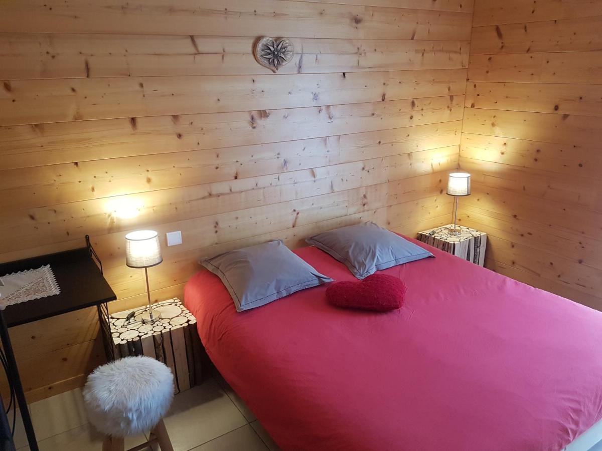 Chalet Les Aigles Saint-Sixt Bagian luar foto