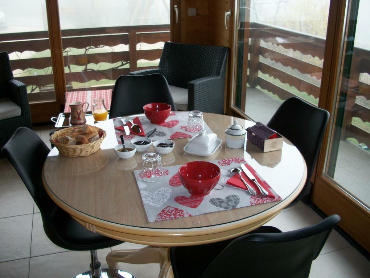 Chalet Les Aigles Saint-Sixt Bagian luar foto